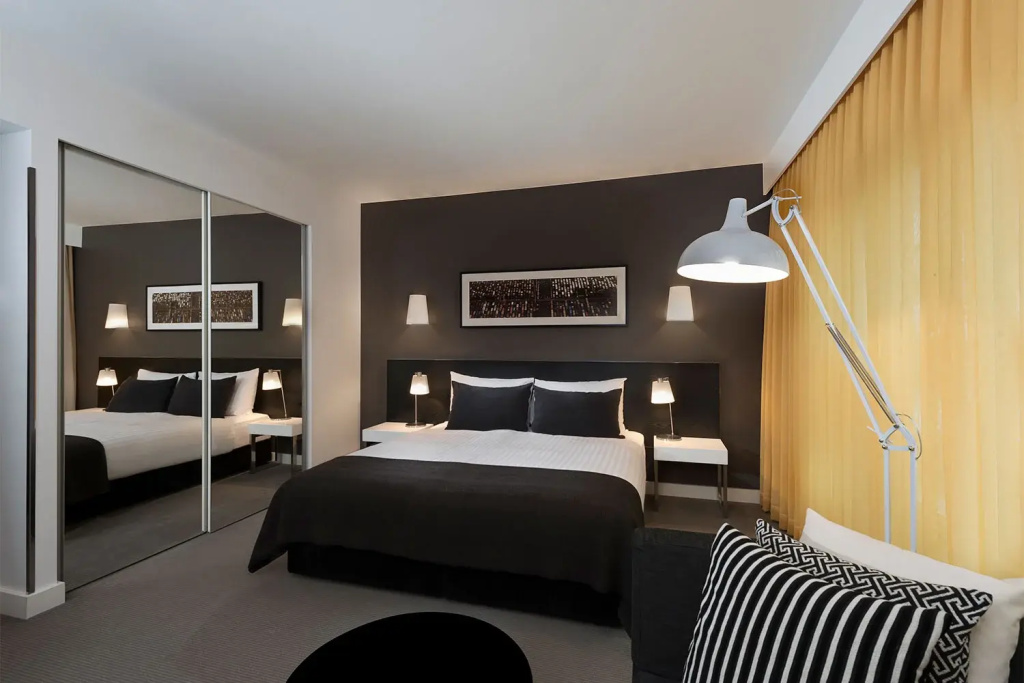 Double Studio (full double bed)