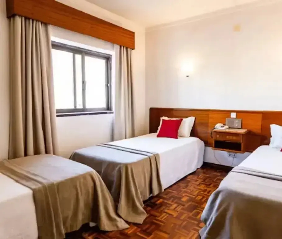 3 twin beds Triple room