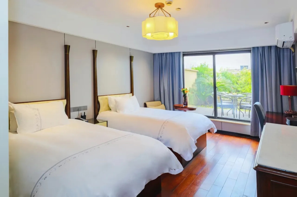Standard Double room (twin beds)