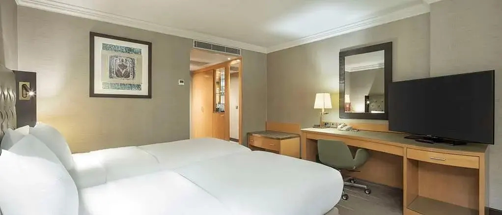 1 Bedroom Club Apartment