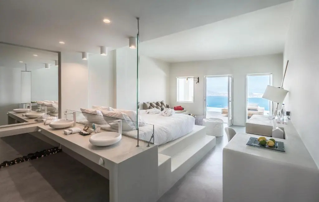 West East Suites Hotel - Chambres