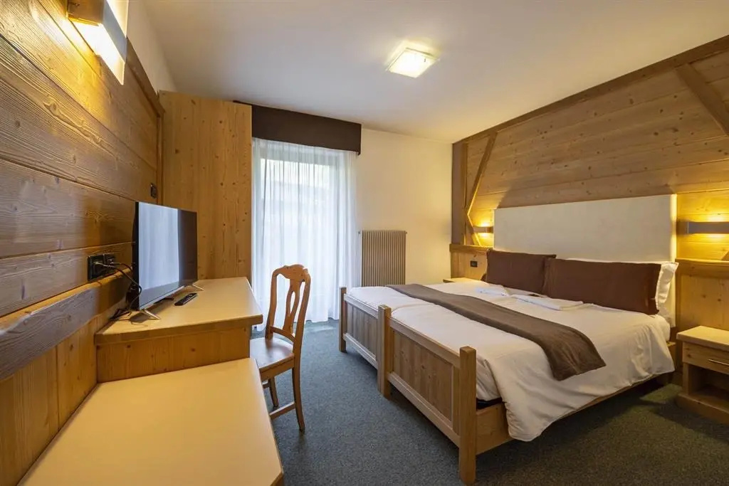 Small Classic room