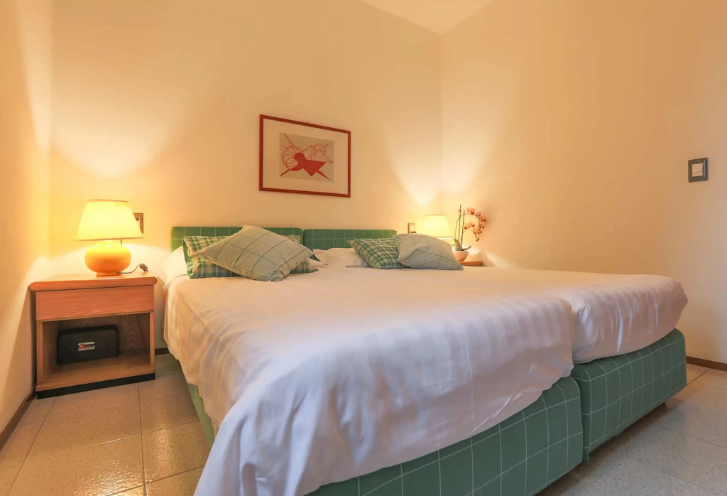 2 Bedrooms Standard Apartment with balcony