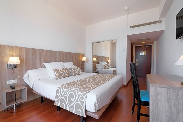 AluaSun Doblemar - Chambres