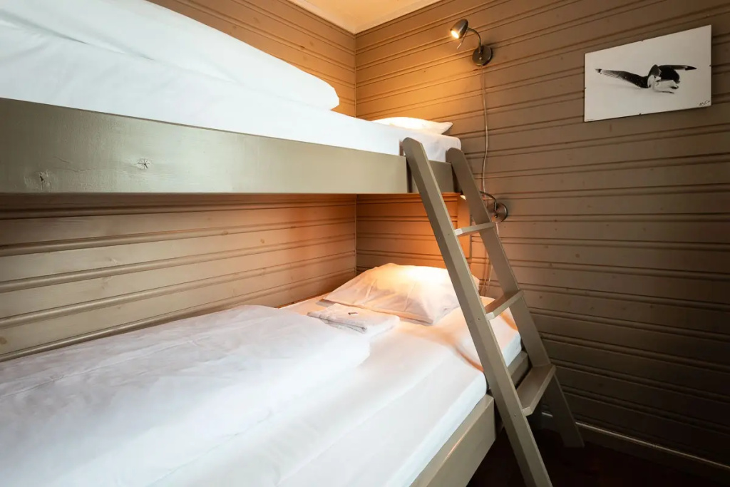1 Bedroom Traditional Double Cottage (full double bed)