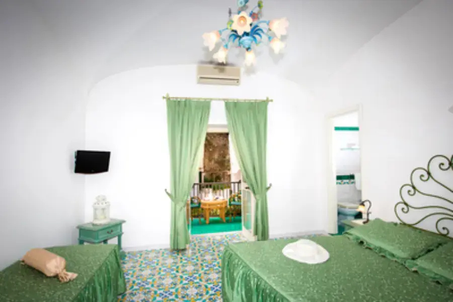Superior Double room with partial view (full double bed)