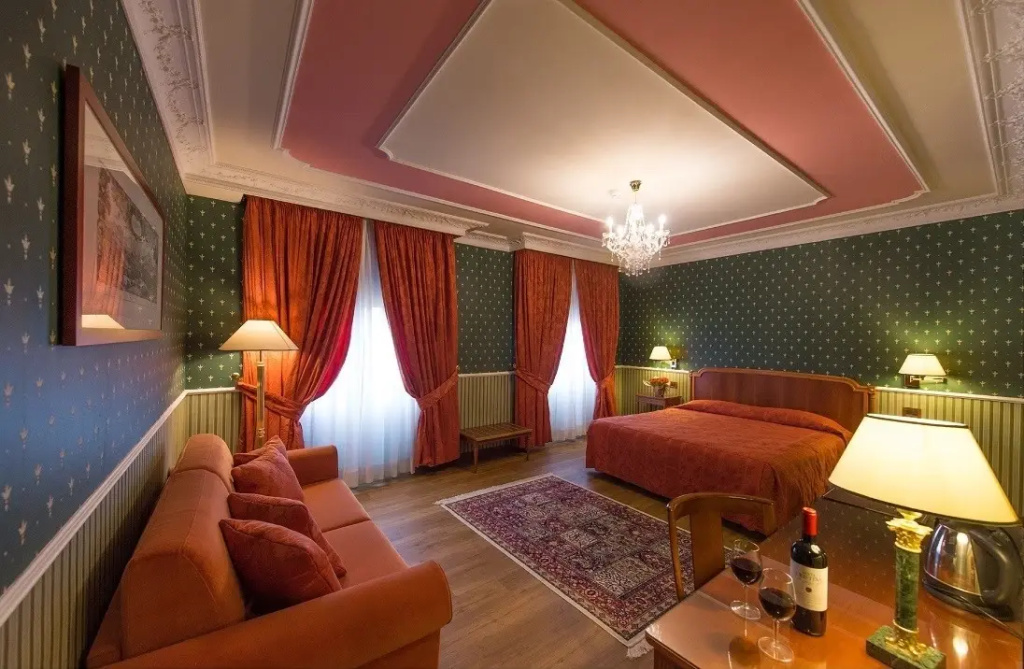Superior Double room (full double bed)
