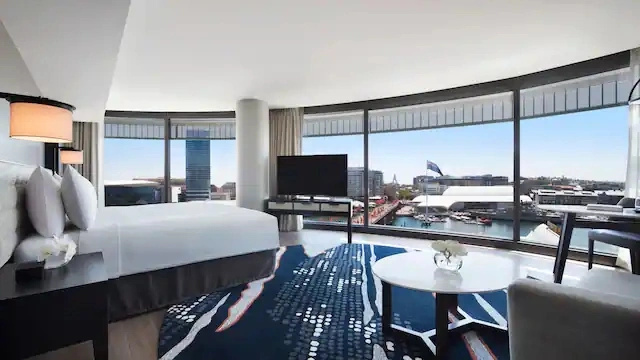 Double Studio Suite Darling Harbour View (full double bed)