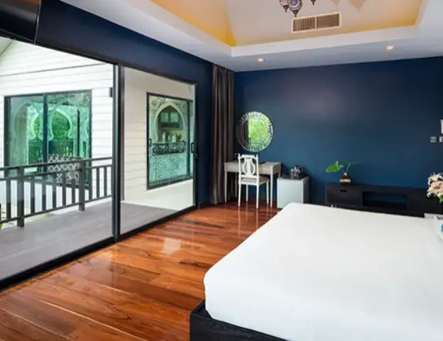 2 Bedrooms Beach House