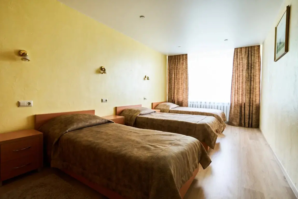 2 Bedrooms Family Triple room