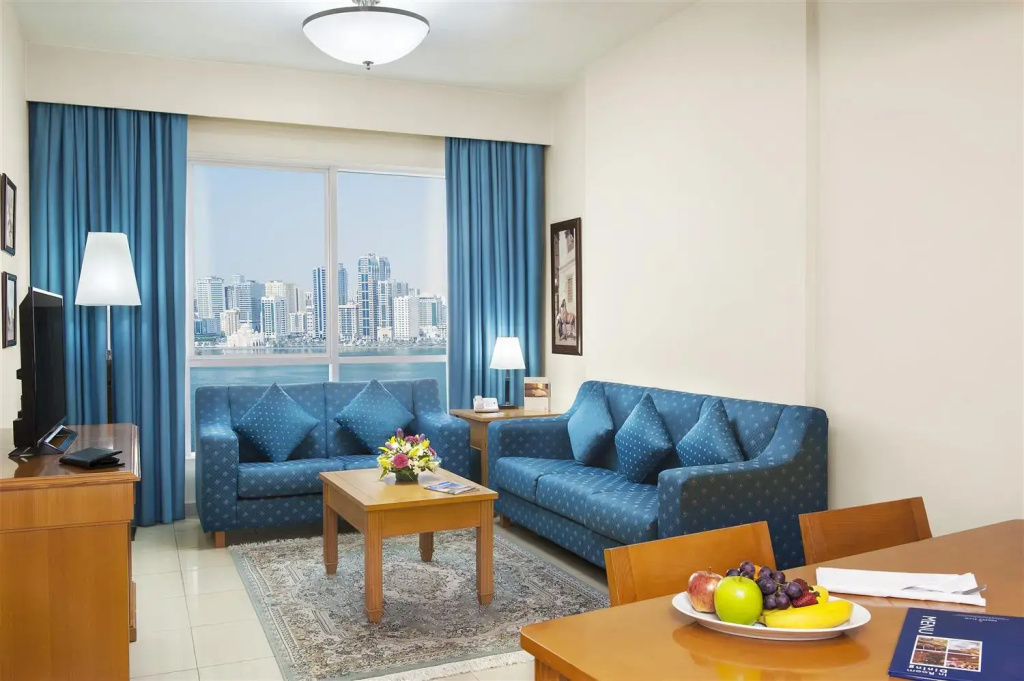 Golden Tulip Sharjah Hotel Apartments - Chambres