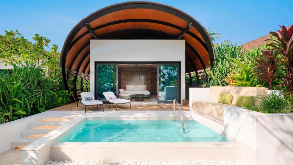 The Westin Maldives Miriandhoo Resort