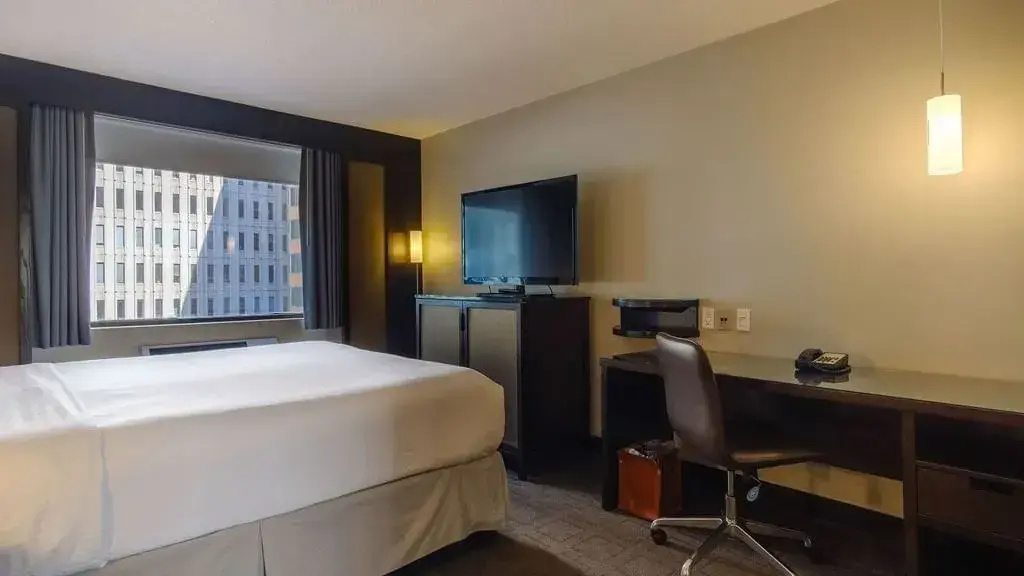 Majestic Double room (full double bed)
