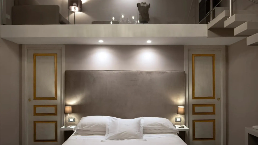 Luxury Garden Double Suite (full double bed)