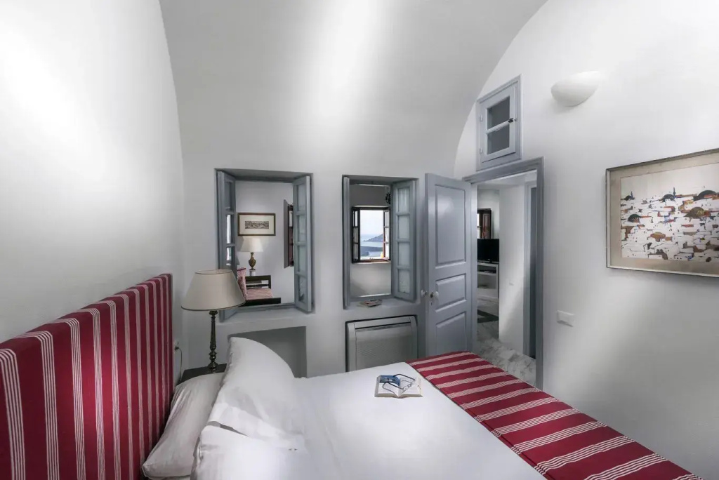 Panoramic Suite with sunset view