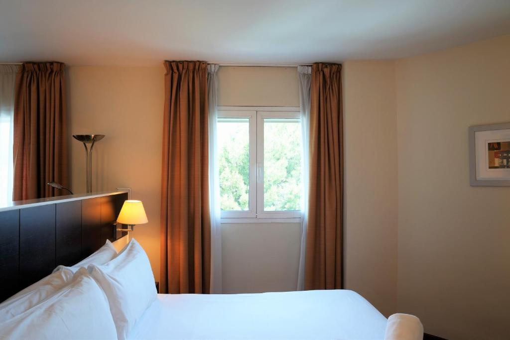 Hotel Port Feria Valencia - Chambres