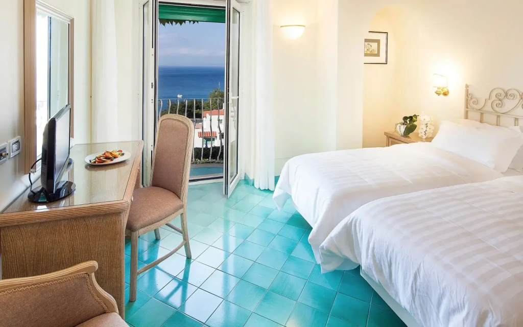 Sea view Double room (twin beds)