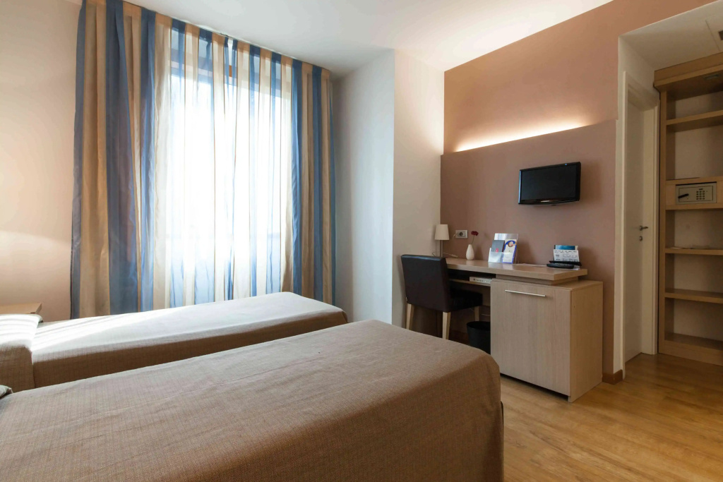 Standard Double room (twin beds)