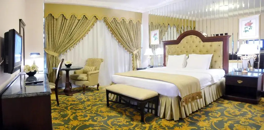 Superior Double Luxury Suite (full double bed)