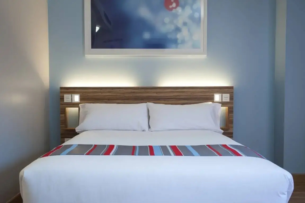 Travelodge Barcelona Fira Hotel - Chambres