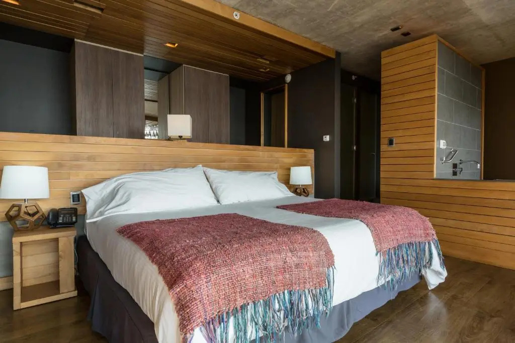 Presidential Double Suite (full double bed)