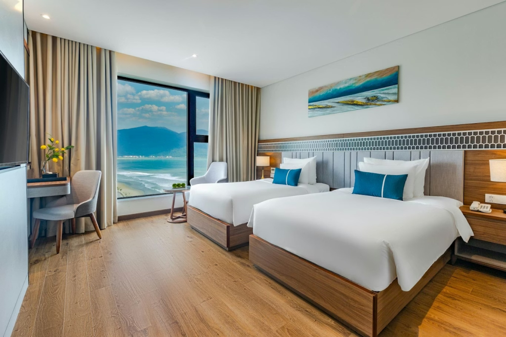 Deluxe Ocean Double room (twin beds)