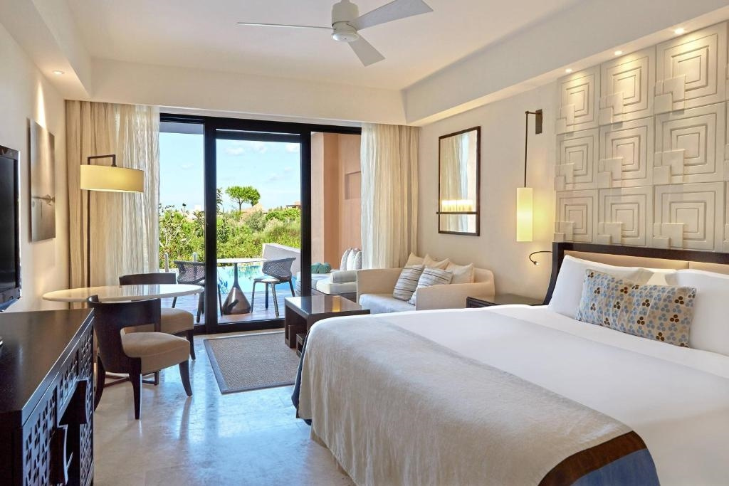 The Romanos, a Luxury Collection Resort - Chambres