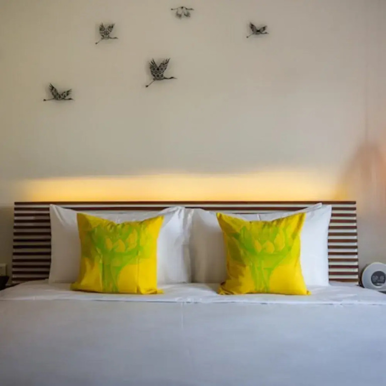 Двухместный Sarus Crane Люкс двуспальная кровать в The Aviary Hotel