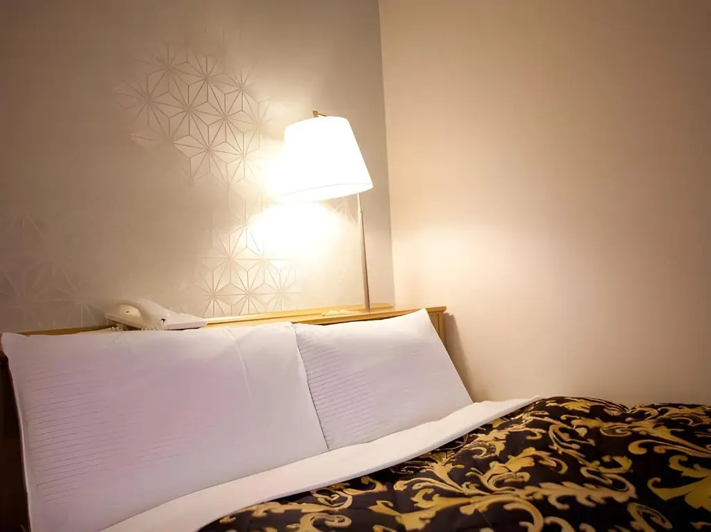 Double room (full double bed)