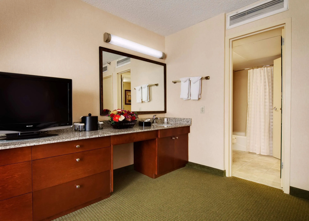Embassy Suites by Hilton Tulsa I-44 - Chambres
