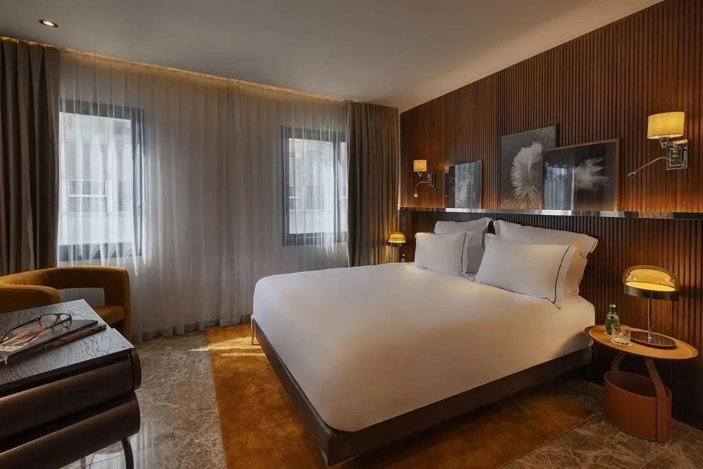 Classic Double room (full double bed)