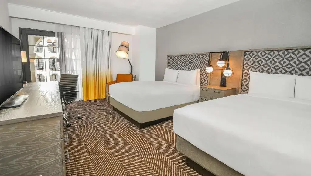 Double room (twin beds)