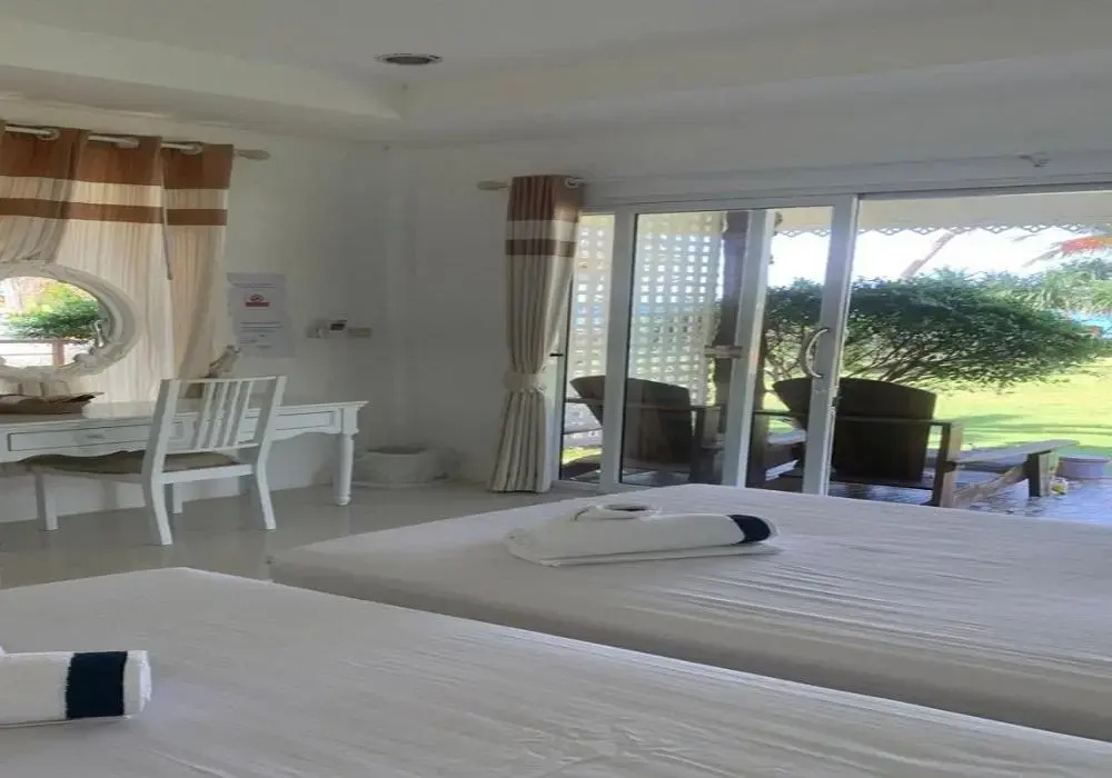 Double Villa with sea view beachfront (full double bed)