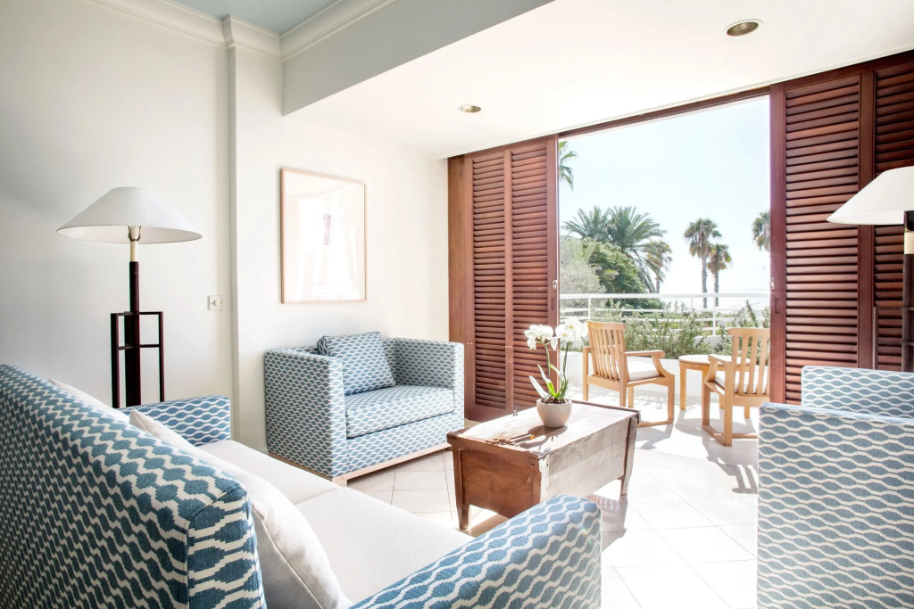 Double Studio Suite with sea view (full double bed)