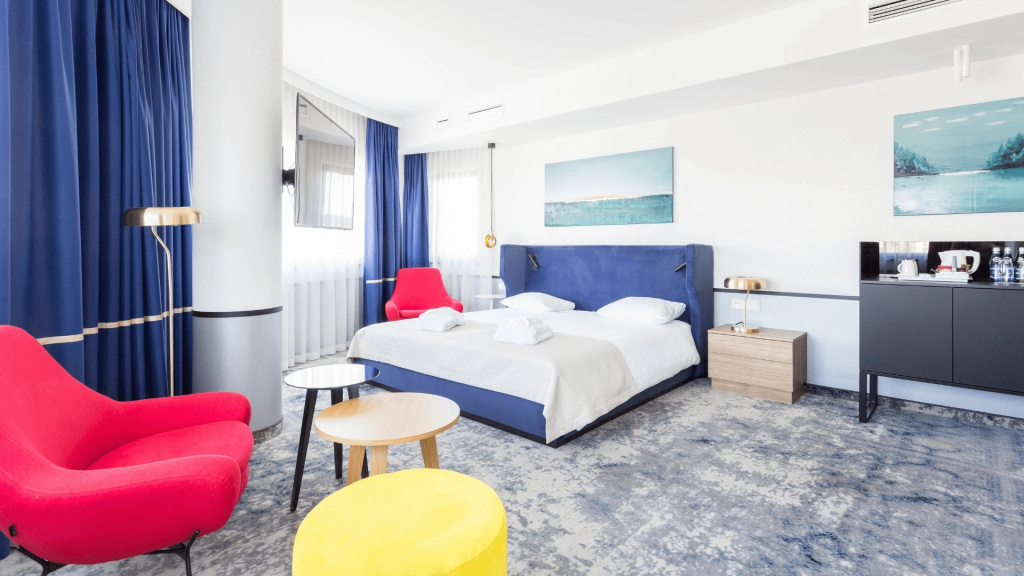 Double Junior Suite (full double bed)