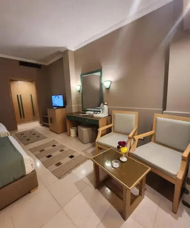 Двухместное бунгало 2 отдельные кровати в Regina Resort and Aqua Park Hurghada