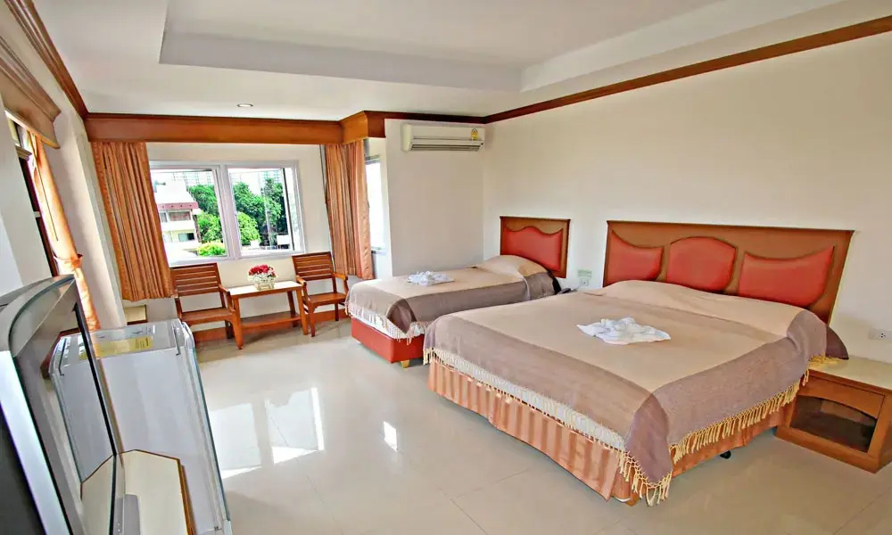 Superior Triple room
