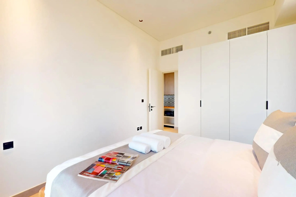 2 Bedrooms Modern and Chic Apartment with balcony