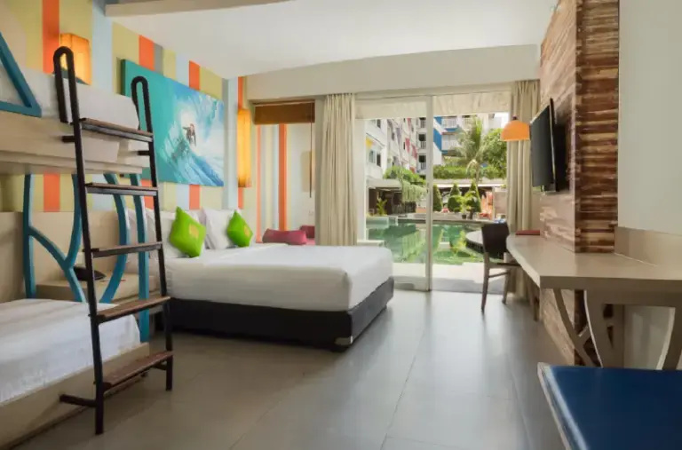 Lagoon Family Suite