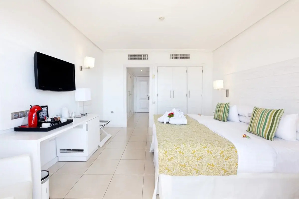 Landmar Costa los Gigantes Family Resort - Chambres