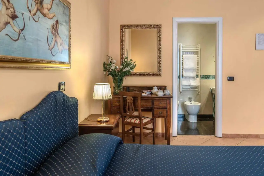 Hotel photo 12