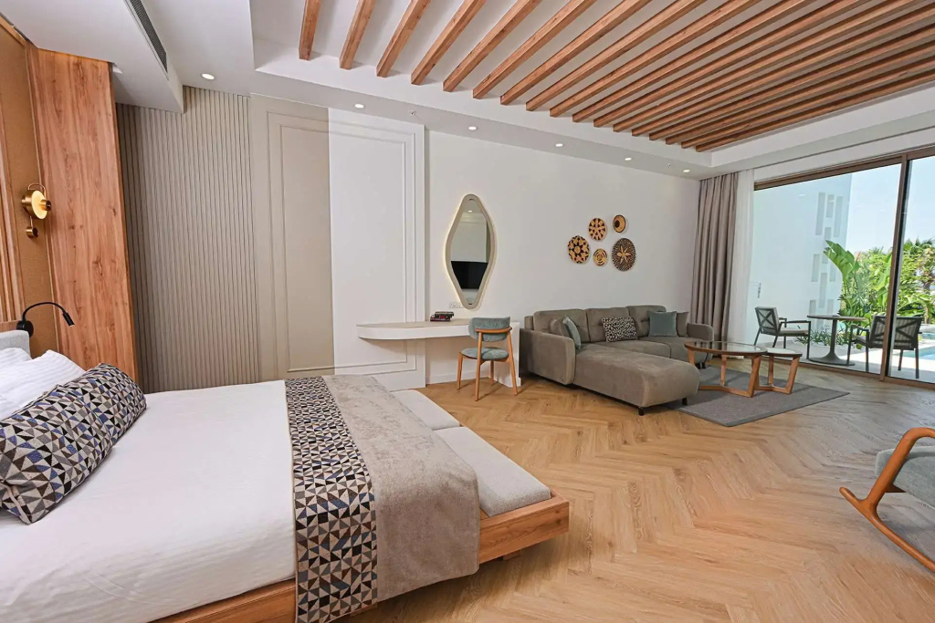 Lagoon Suite