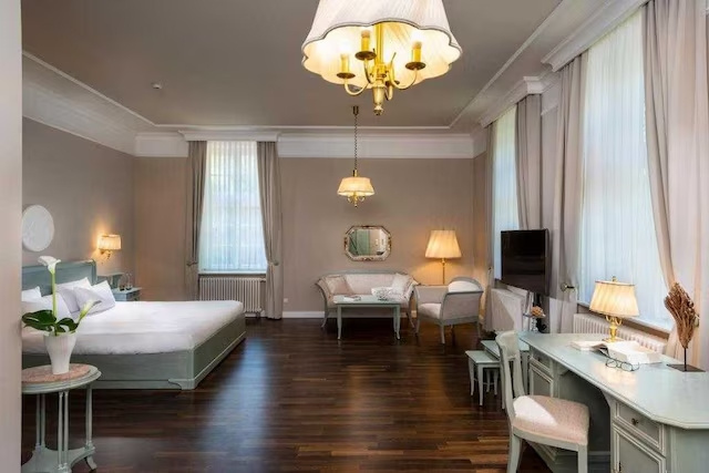 Manor Double Junior Suite (full double bed)