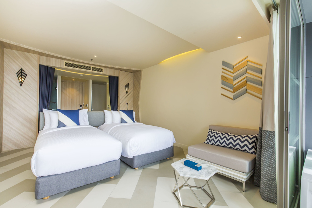 SIS Over The Sea Double room with partial sea view (twin beds)