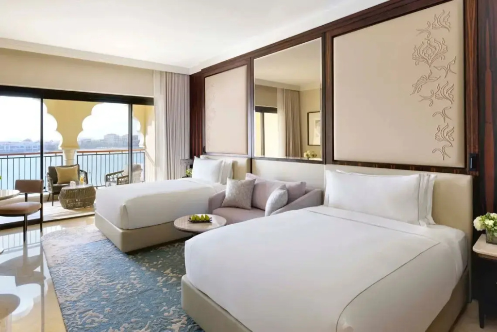The Ritz-Carlton Abu Dhabi, Grand Canal Hotel - Chambres