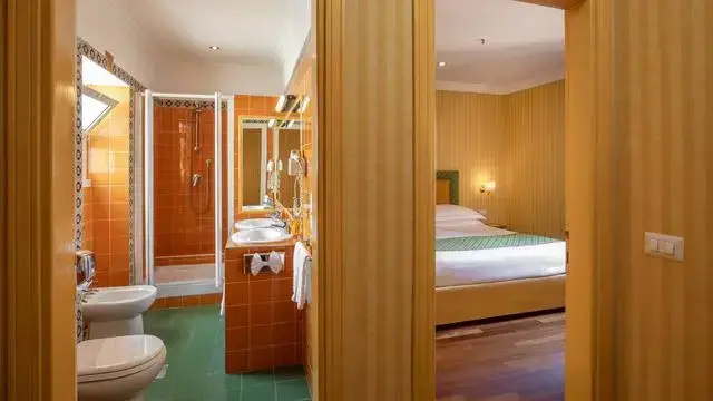 Diana Roof Garden Hotel  - Chambres