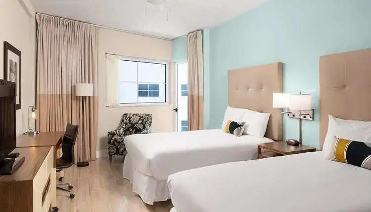 Deluxe Quadruple room Partial Ocean View