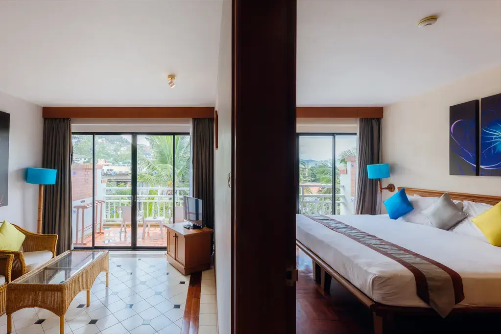 Double Junior Suite with sea view (full double bed)