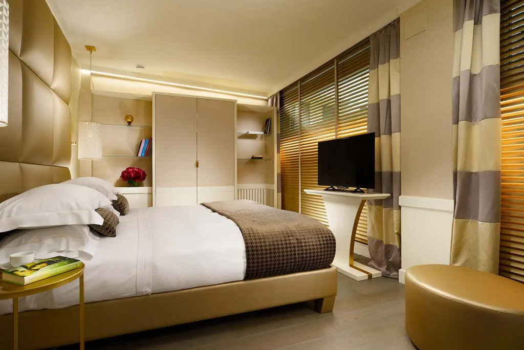 Deluxe Double Studio (twin beds)