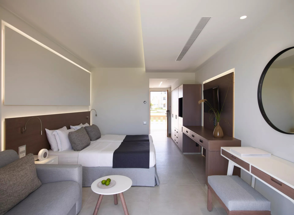 Deluxe Family room
